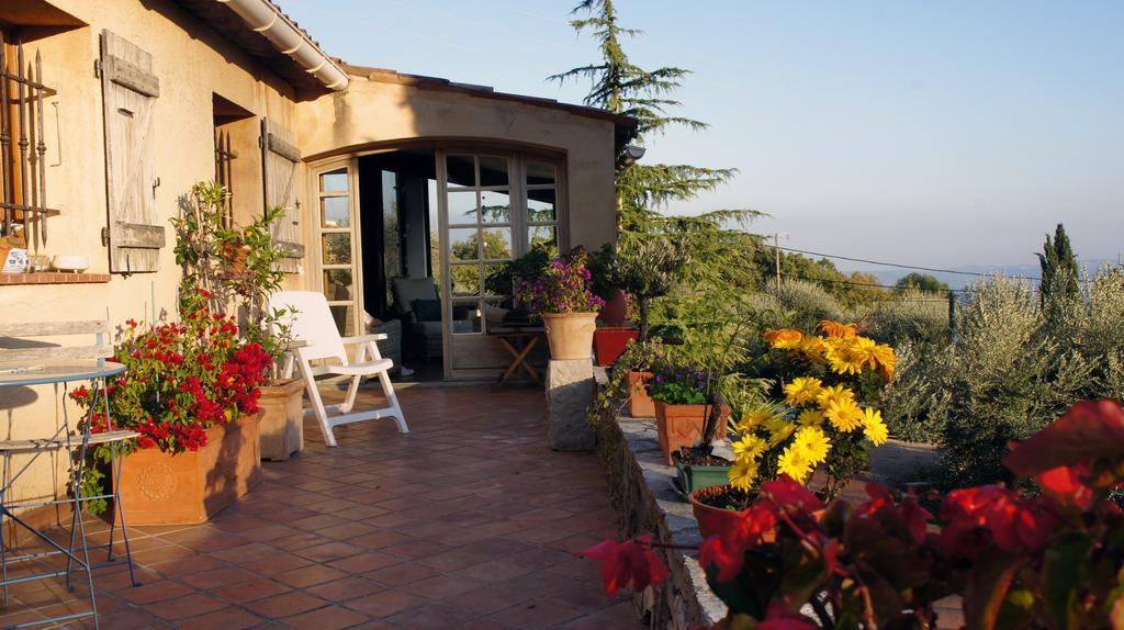 La Bergerie St Antoine Bed & Breakfast Spéracèdes Exterior foto