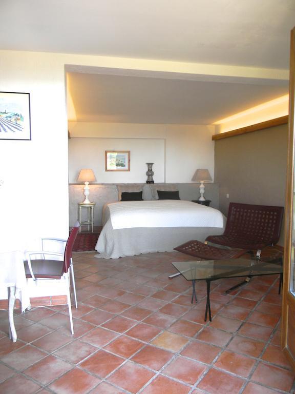 La Bergerie St Antoine Bed & Breakfast Spéracèdes Cameră foto